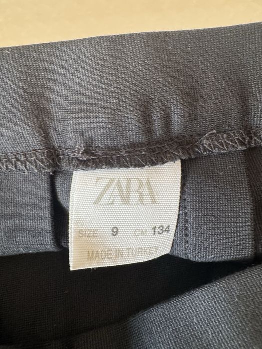 Продаю Юбку от  Zara 140р