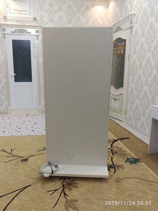 Зеркало лед новый срочно продам цена