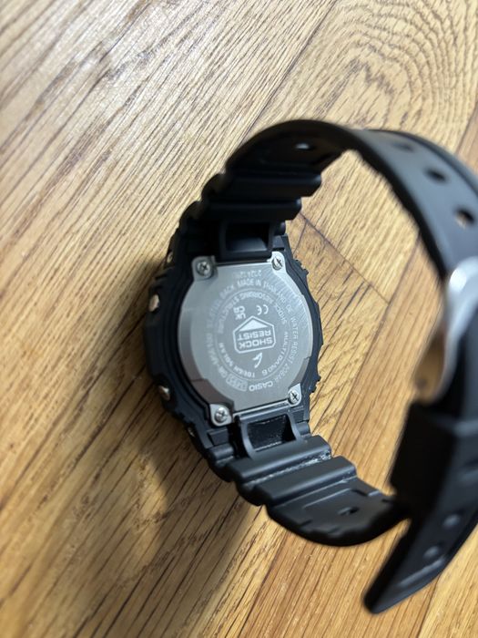 Casio gshock  gw m5610U