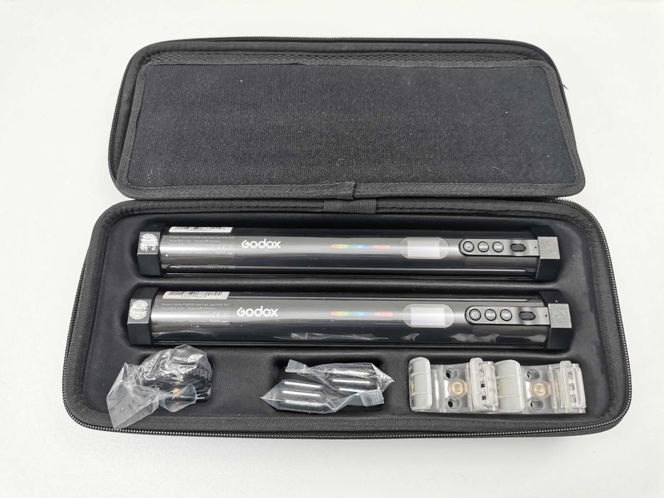 Godox TL30-K2 2-Light Kit комплект от 2 бр. RGBWW LED тръби Godox TL30 с калъф и аксесоари