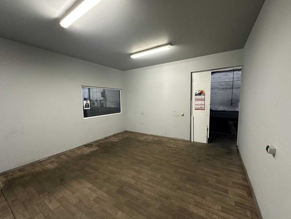 Дава се под наем Склад в Пловдив, Индустриална зона - Юг - 2300 кв.м за 8211 € - Снимка #7