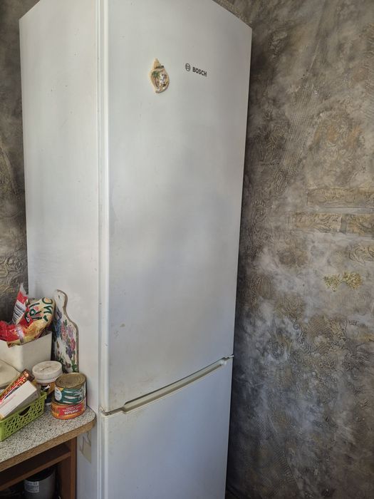 Холодильник BOSCH