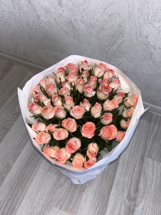51штук розывые розы