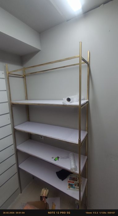 Стилаж полка ветрина