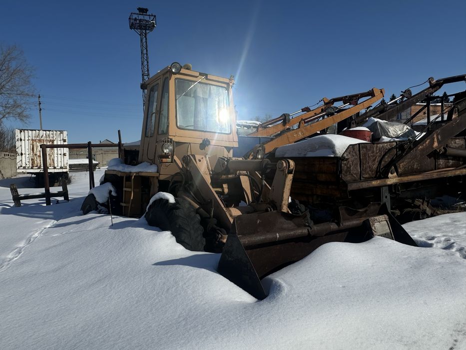 Фронтальный погрузчик Амкадор ТО-30