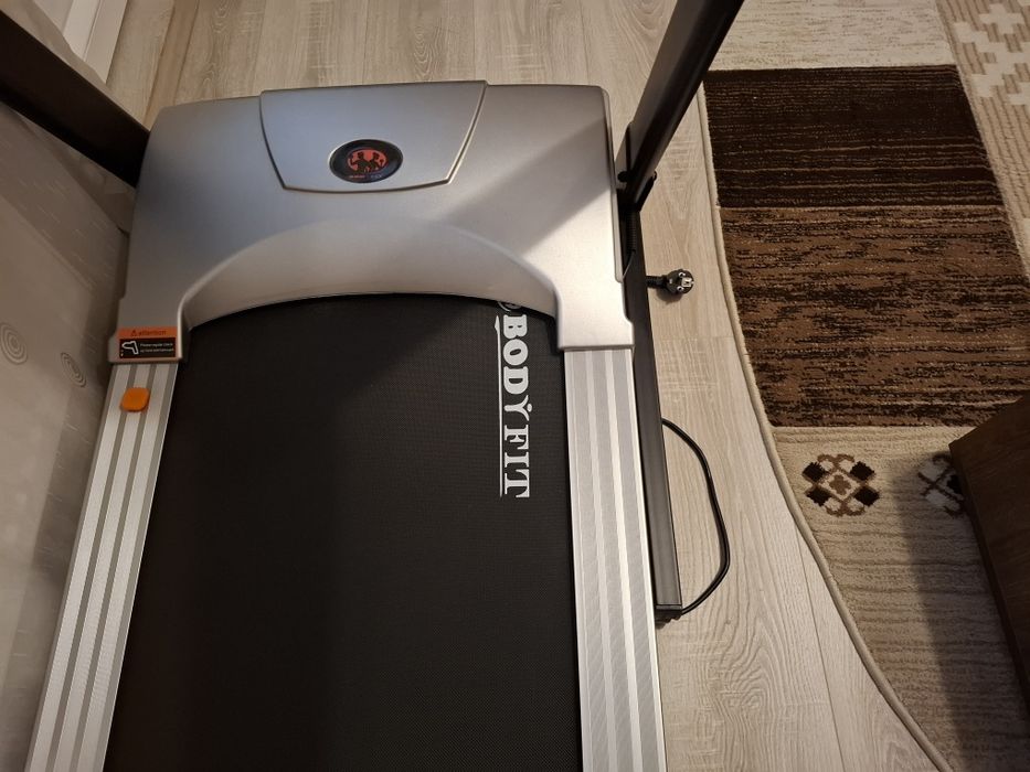 Banda de alergare electrica BodyFit A2000