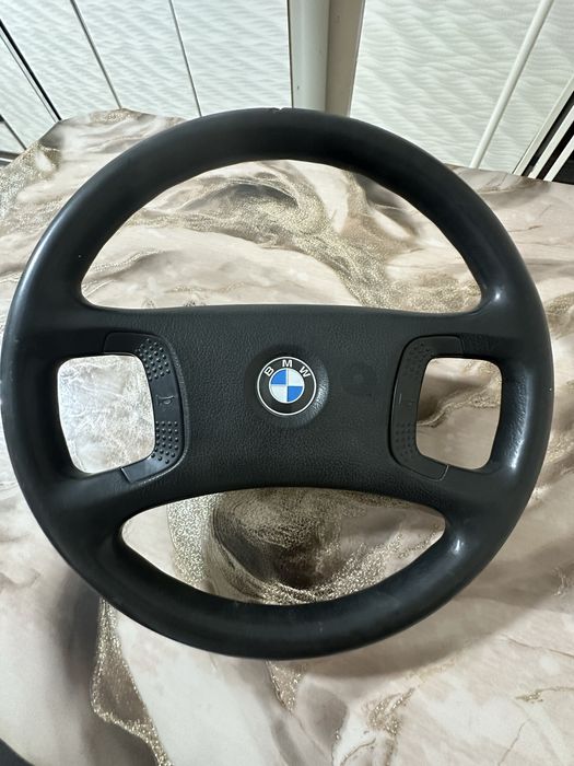 Продам руль на BMW бу