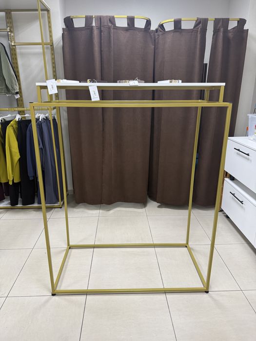 Продам рейл для одежды