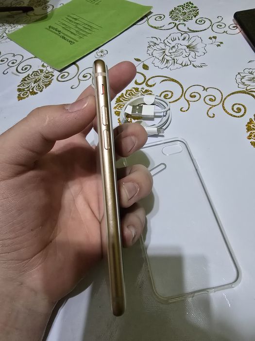 Айфон 8 iPhone 8 в отличном состоянии