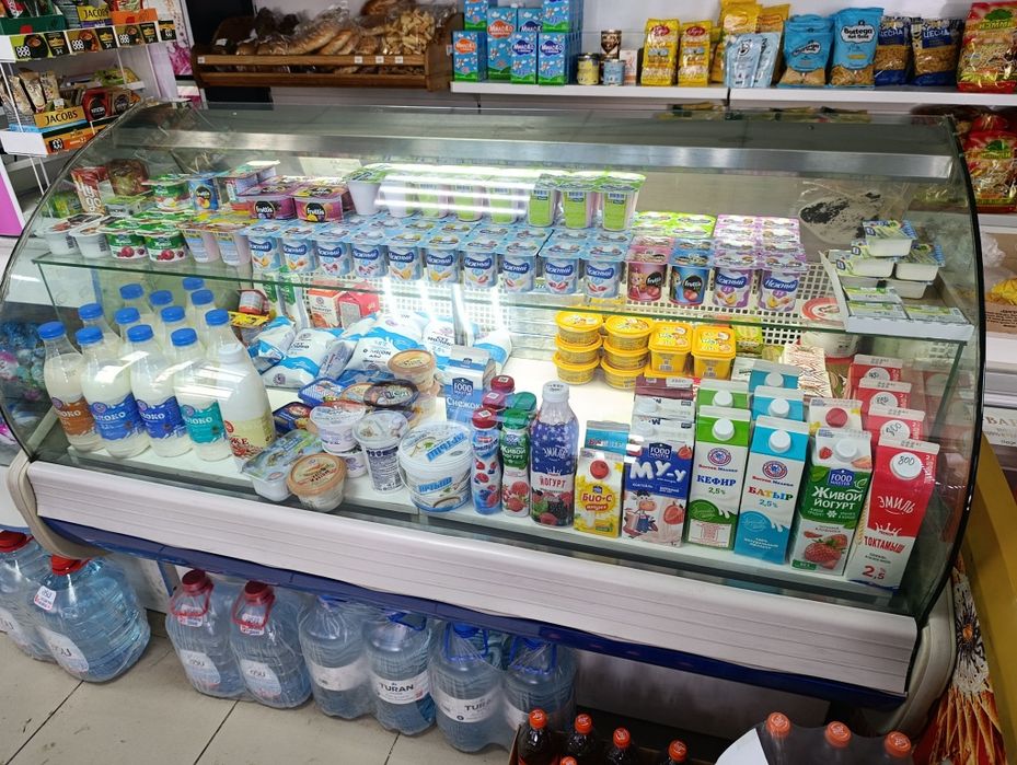 Продам холодильник-витрину