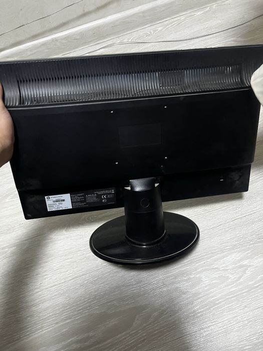 Монитор 21,5 60гц
