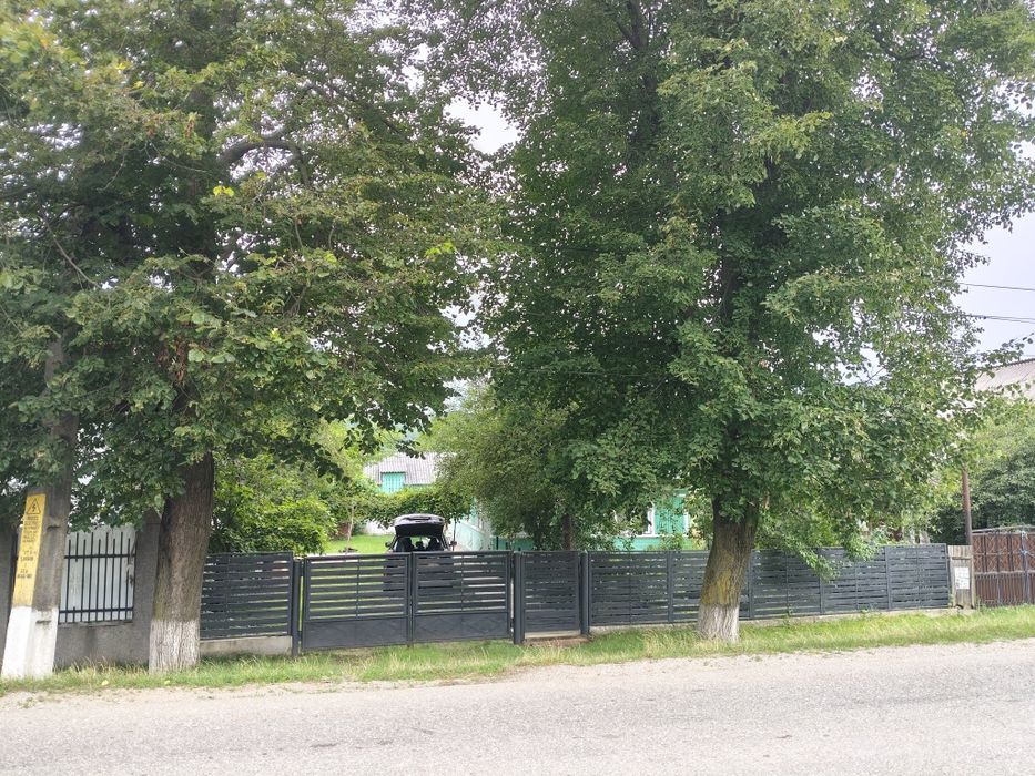 Închiriez casa ideal  afacere 9000 mp Teren
