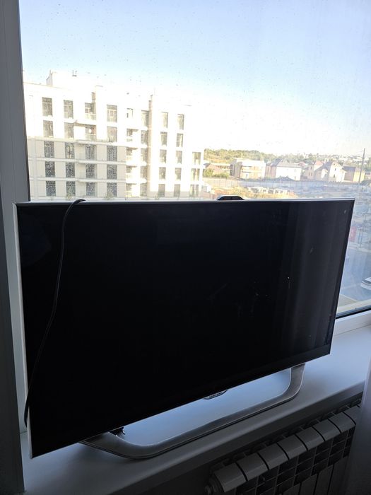 Продаётся телевизор Samsung Smart TV