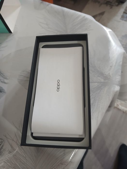 OPPO Reno7.