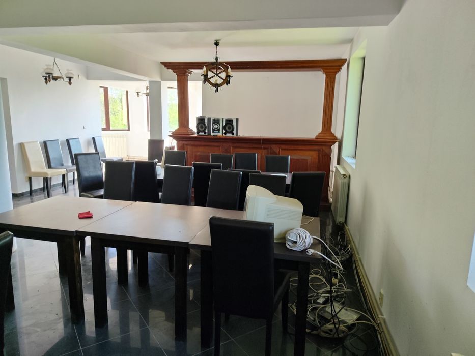 Casa individuala cu annexe si teren, pretabil pensiune In Remetea Lunca, Timis