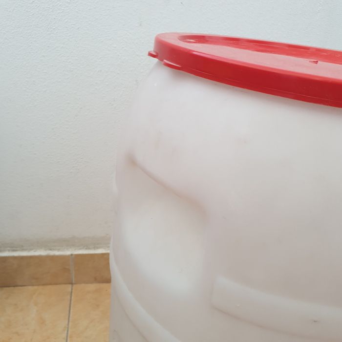 Емкость бочка пластик 45 литров