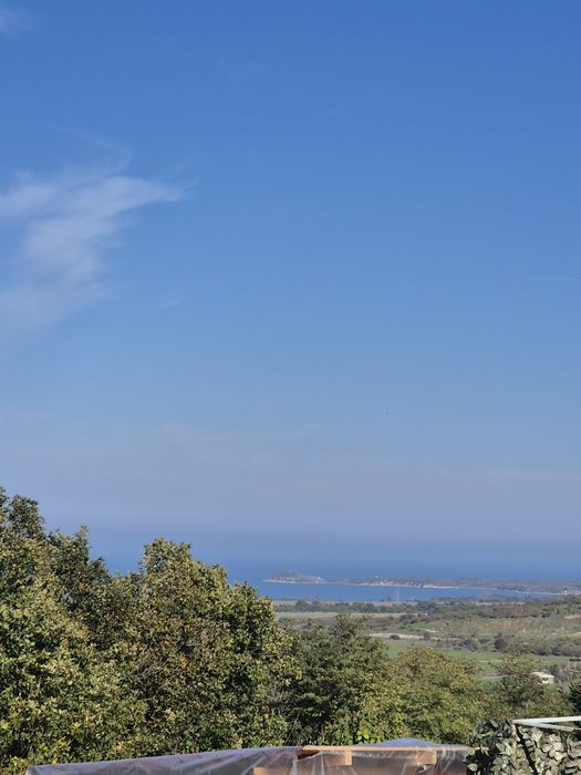 Парцел в Атия в.з.Миньор