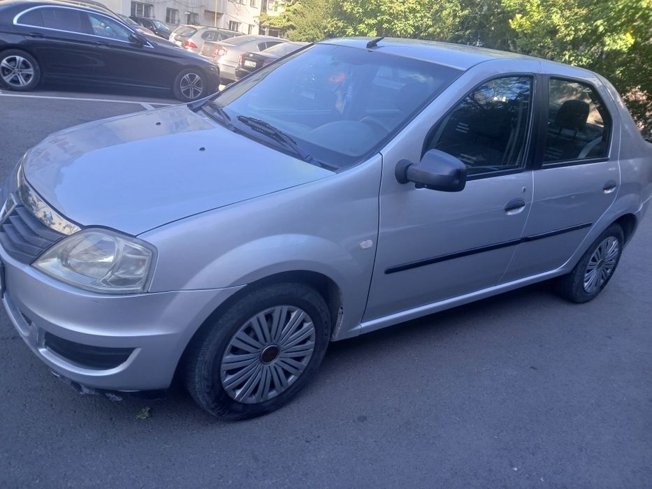 Autoturism Dacia Logan