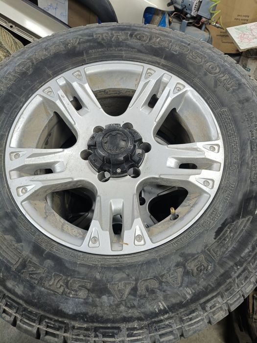 Продам шины с дисками