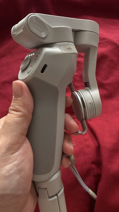 Продам стэдикам DJİ osmo 4