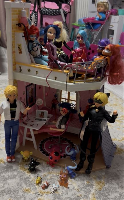 MIRACULOUS Casa lui Marinette+ papusi