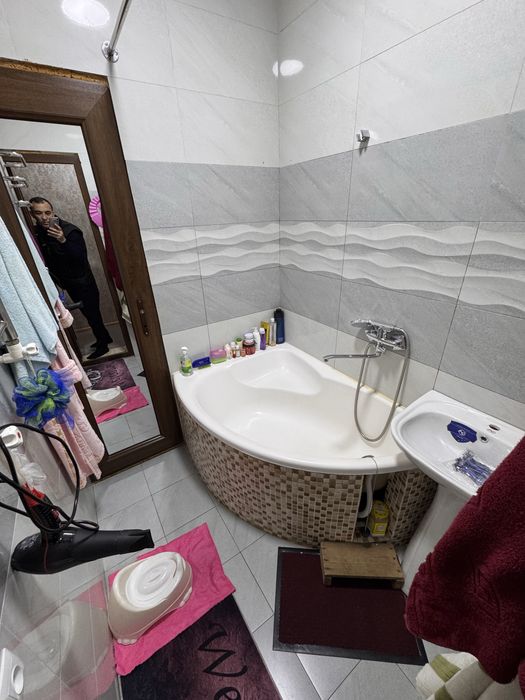 Срочно Чилонзор Новза метродан 2-хона ремонтли квартира сотилади