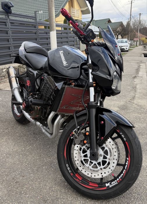 Vând kawasaki z 750  imatriculat Ro , propietar