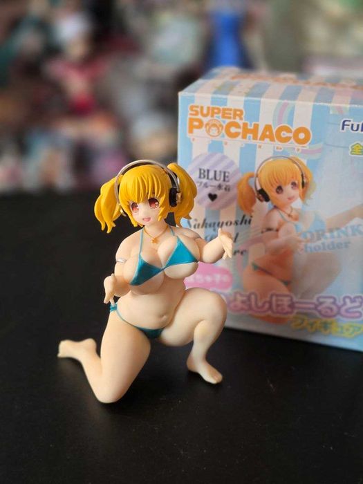Super Pochaco - Nakayoshi Hold Figure (Blue Swimsuit Ver.)