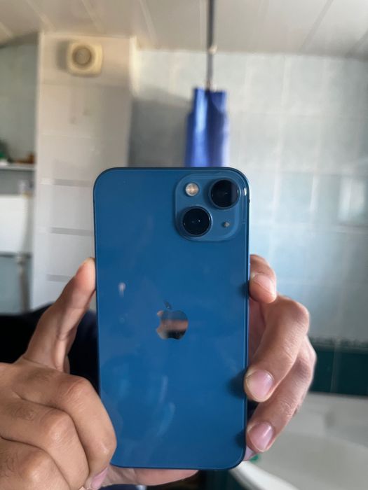 Iphone 13 blue ideal