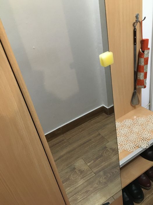 Cuier hol pentru haine si pantofi