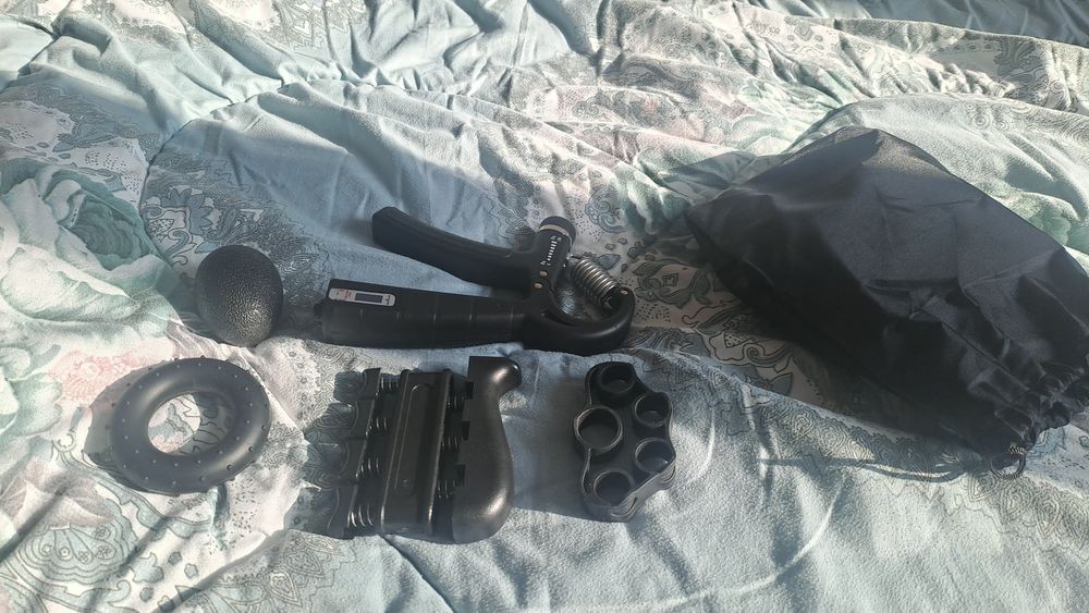 SOTILADI qoʻl kuchaytirish uchun tomirlardi chiqarish uchun