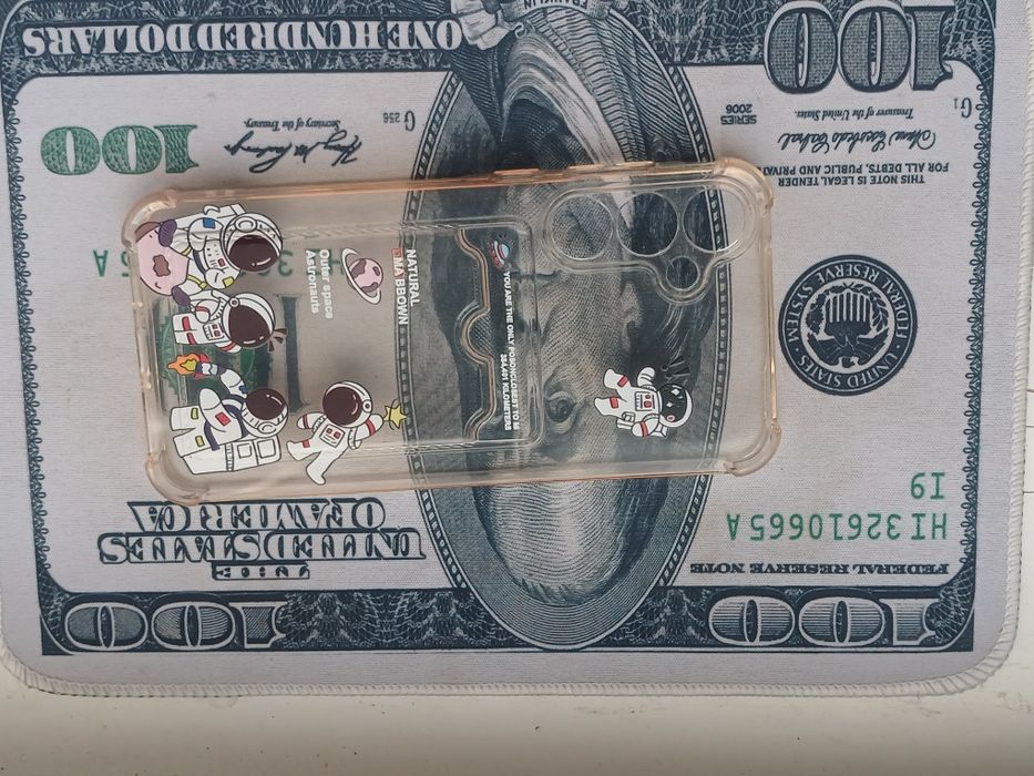 Продам чехлы на Samsung а55