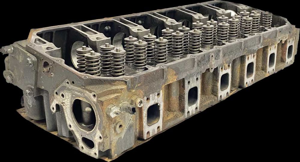 Chiulasa IVECO STRALIS irisbus. -Piese de schimb IVECO