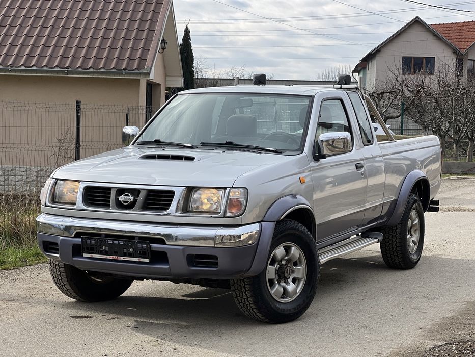 Nissan Navara King Cab 2.5 TD