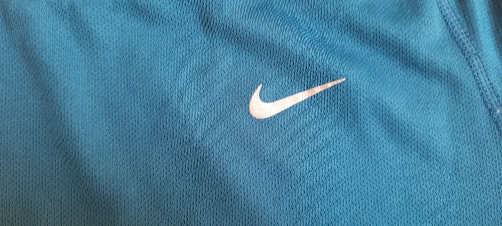 Nike Dry Fit Muller