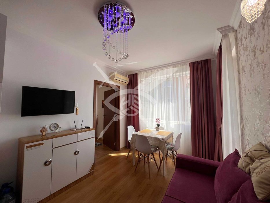 Продава се Двустаен апартамент в к.к. Слънчев бряг - 67 кв.м за 1642 €/кв.м - Снимка #9