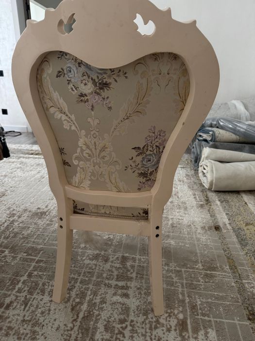 Продается стулья