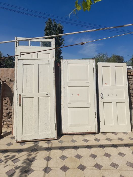 Есиклер,капылар,айналар бар б/у