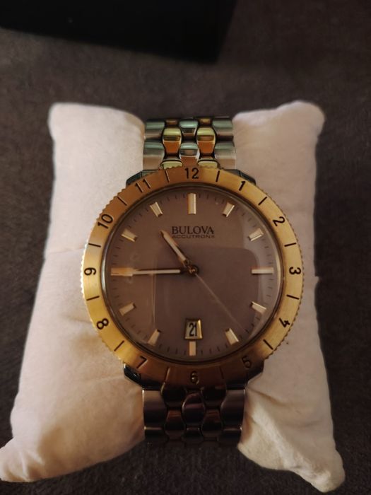 Ceas bărbătesc Bulova.
