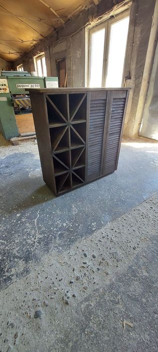 Шкаф за вино за заведения и магазини