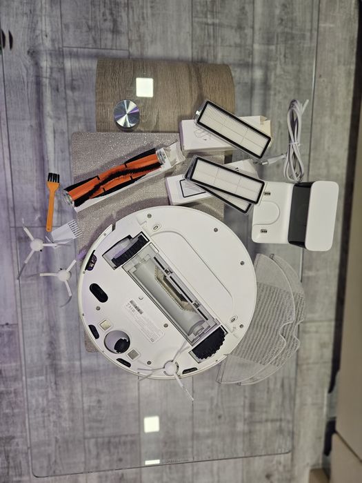 Πpaxocмyĸaчĸa poбoт Хіаоmі Мі Rоbоt Vасuum Мор 1С (ЅКV4093GL)

Източни