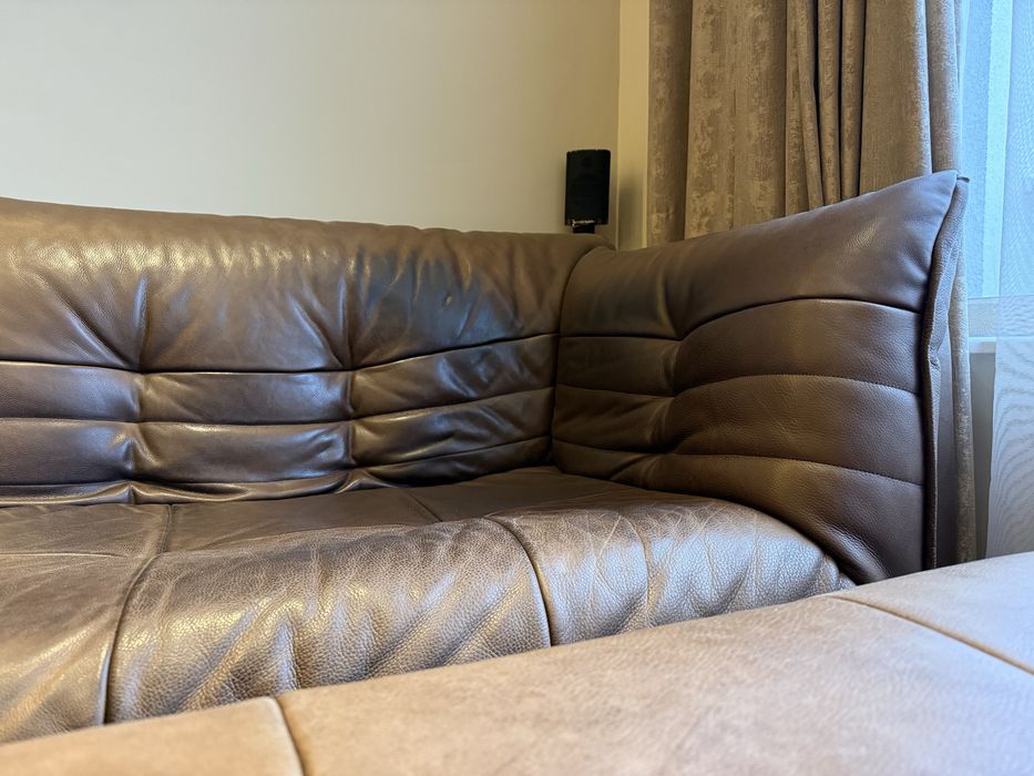 Диван и табуретка Natuzzi Editions B895 Intrigo - Естествена кожа