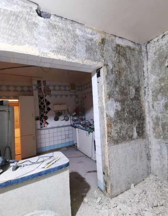 Демонтаж квартир и домов очистка старой краски и шпатлевки  быстро