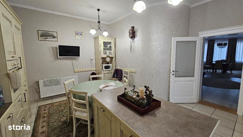 UIMITOR!!!...de vânzare o proprietate rară într-o zonă premium!