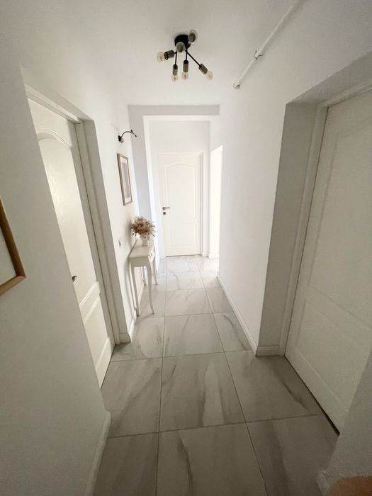 APARTAMENT 3 CAMERE DE VÂNZARE – Rasnov, Brasov | Proprietar