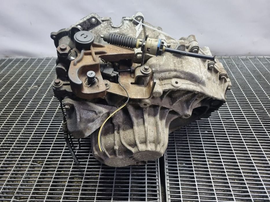 Cutie de viteze Volvo XC90 Facelift 2.4 Diesel 2007 - 2014 185CP Manuala 6 Trepte ...