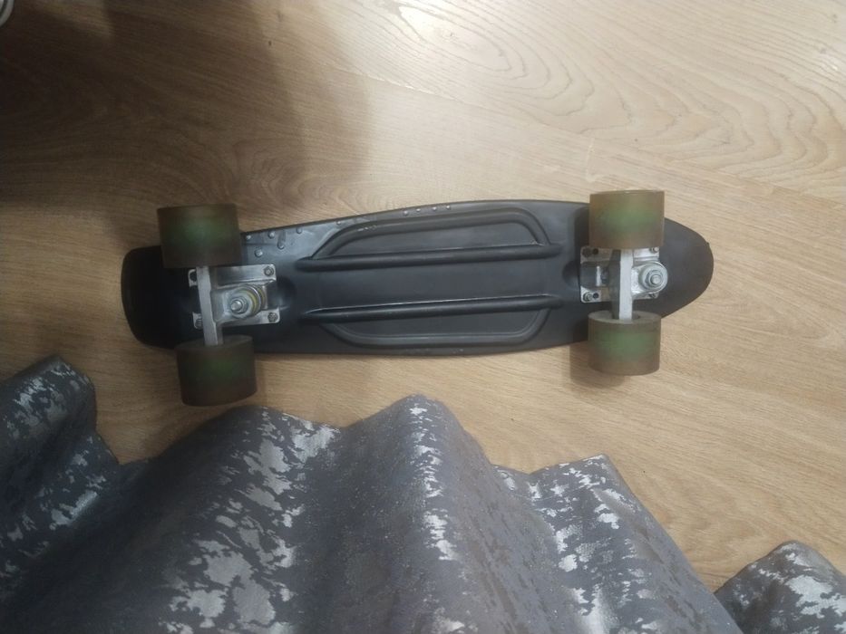 Скейтборд 4 колеса