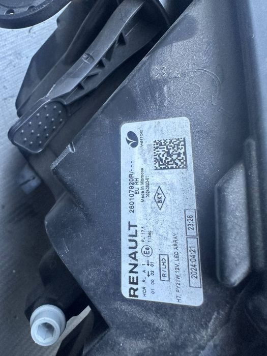 Far dreapta Dacia Logan 3 FULL LED 2021/2022/2023/2024