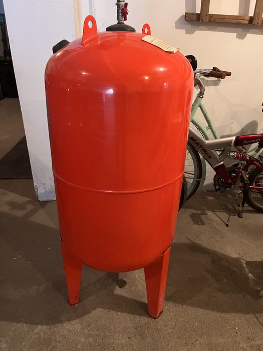 Statie pompare apa. Instalatie apa cu pompe si panou automatizare