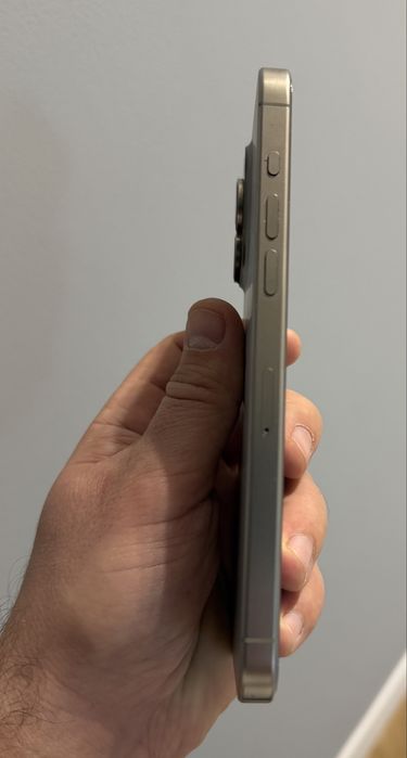 iPhone 15 Pro Max, 256GB, folosit